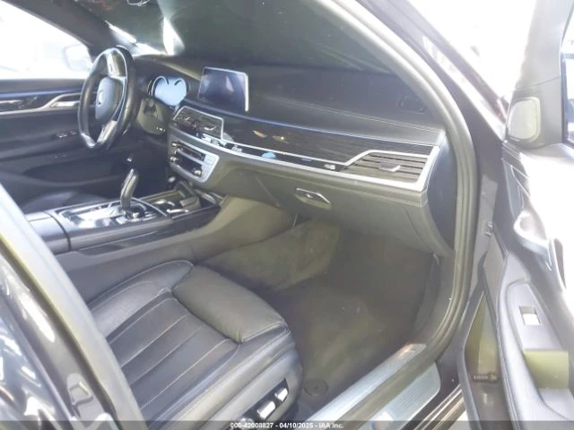 BMW 740 i M SPORT LINE Heads-Up Harman Kardon - автомобили, коли, обяви за нови и употребявани 9