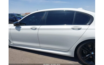 BMW 740 M PACK* HEAD UP* SOFT CLOSE* H/K* КЛИП НА МОТОР - автомобили, коли, обяви за нови и употребявани 14