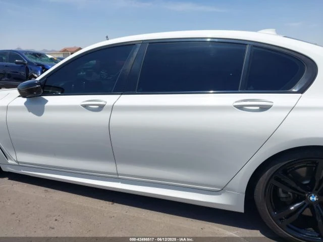 BMW 740 M PACK* HEAD UP* SOFT CLOSE* H/K* КЛИП НА МОТОР - автомобили, коли, обяви за нови и употребявани 14