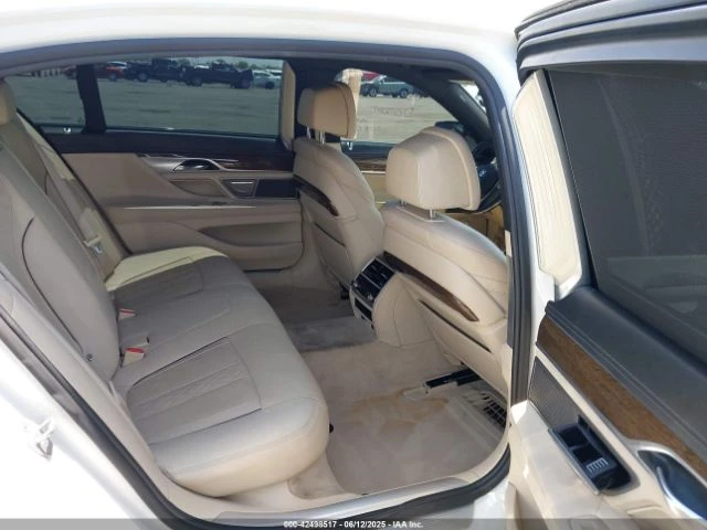 BMW 740 M PACK* HEAD UP* SOFT CLOSE* H/K* КЛИП НА МОТОР - автомобили, коли, обяви за нови и употребявани 9