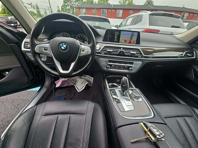 BMW 740 Li XDRIVE* HARMAN* KEYLESS* 360* КРАЙНА ЦЕНА - автомобили, коли, обяви за нови и употребявани 5