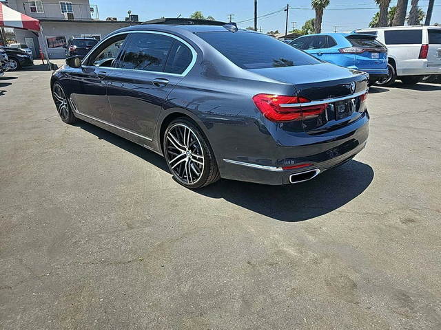 BMW 740 HEADUP* 360* DISTRONIK* AMBIENT* ОБДУХ* HARMAN* KE - автомобили, коли, обяви за нови и употребявани 3