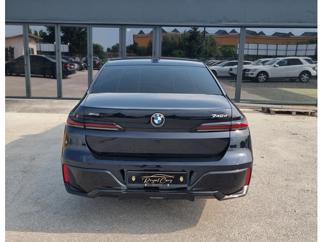 BMW 740 * INDIVIDUAL* Xdrive* Mpack* Head up* Distr* B&W* - автомобили, коли, обяви за нови и употребявани 4
