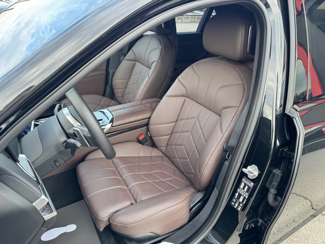 BMW 740 D-M SPORT-TV-B&W-HUD-AUTOMATIC DOORS-21-FULL FULL - автомобили, коли, обяви за нови и употребявани 9