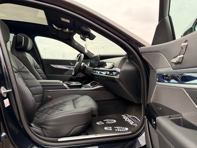 BMW 740 d= xDrive= M-pack= Performance Pack= Bowers & Wilk - автомобили, коли, обяви за нови и употребявани 10