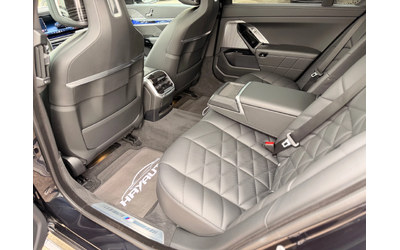 BMW 740 d= xDrive= M-pack= Performance Pack= Bowers & Wilk - автомобили, коли, обяви за нови и употребявани 13