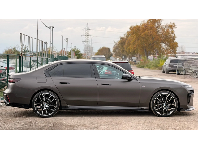BMW 740 d= xDrive= M-pack= Performance Pack= Bowers & Wilk - автомобили, коли, обяви за нови и употребявани 3