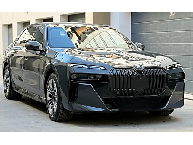 BMW 740 BMW 740 B&W* TV* LASER* SKY* CHAUFFEUR* FULL MAXX - автомобили, коли, обяви за нови и употребявани 2