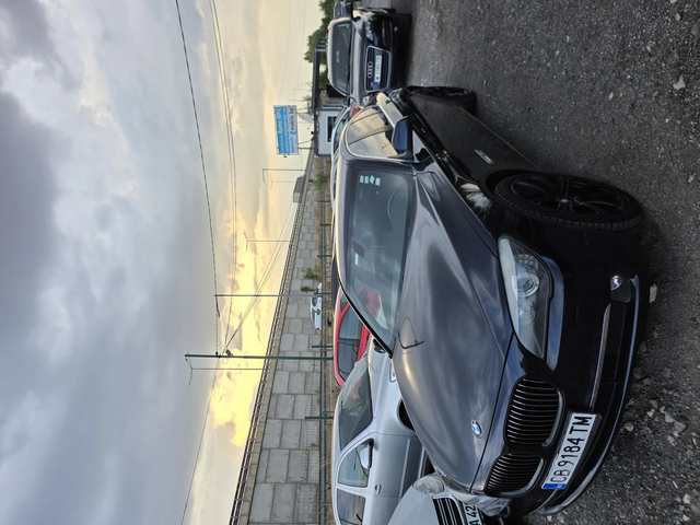 BMW 740 - автомобили, коли, обяви за нови и употребявани 2