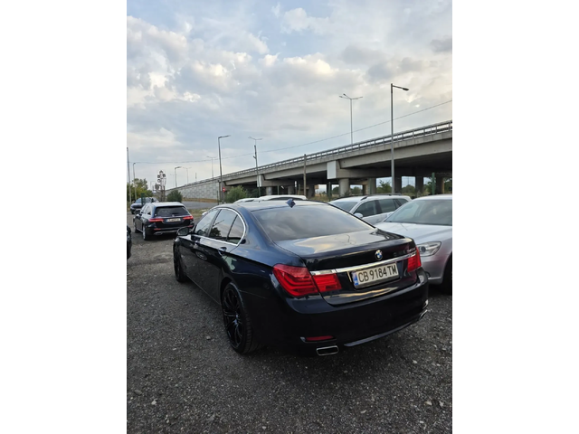 BMW 740 - автомобили, коли, обяви за нови и употребявани 4
