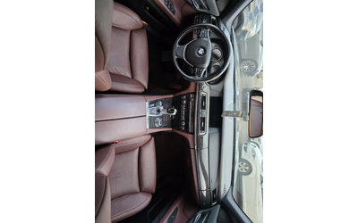 BMW 740 - автомобили, коли, обяви за нови и употребявани 8