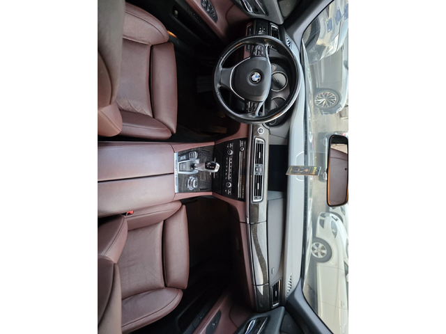 BMW 740 - автомобили, коли, обяви за нови и употребявани 8