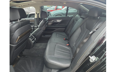 BMW 740 i - автомобили, коли, обяви за нови и употребявани 12