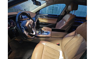 BMW 740 i xDrive - автомобили, коли, обяви за нови и употребявани 7