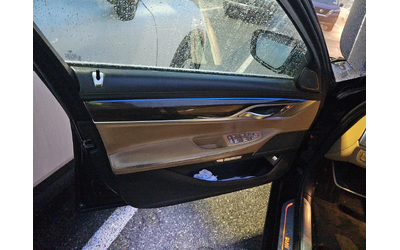 BMW 740 i xDrive - автомобили, коли, обяви за нови и употребявани 9