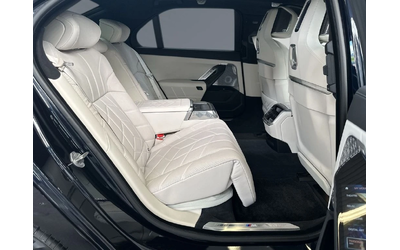 BMW 740 740d Theatre Screen - автомобили, коли, обяви за нови и употребявани 6