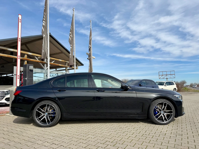 BMW 740 D#XDRIVE#M SPORT#LASER#SOFTCL#ОБДУХ#DISTR#FULL - автомобили, коли, обяви за нови и употребявани 4