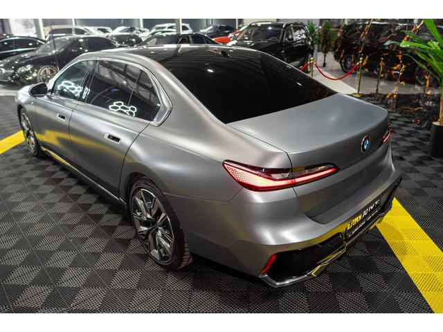 BMW 740 D XDRIVE LONG M SPORT ПАНО B&W ЛИЗИНГ 100% - автомобили, коли, обяви за нови и употребявани 6