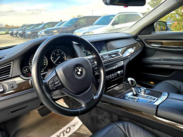 BMW 740 D XDRIVE FULL M PACK TOP ЛИЗИНГ 100% - автомобили, коли, обяви за нови и употребявани 12