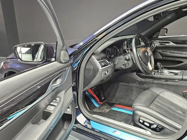 BMW 740 D xDrive M Sports - автомобили, коли, обяви за нови и употребявани 10