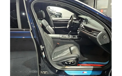 BMW 740 D xDrive M Sports - автомобили, коли, обяви за нови и употребявани 9
