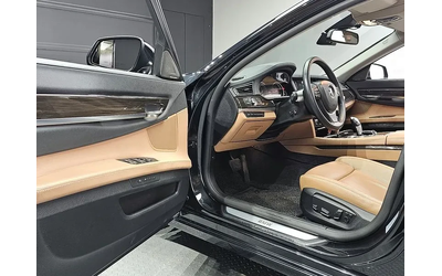 BMW 740 Li - автомобили, коли, обяви за нови и употребявани 9