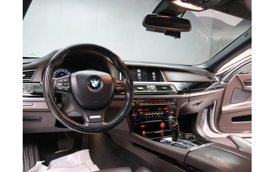 BMW 740 D xDrive Individual - автомобили, коли, обяви за нови и употребявани 12