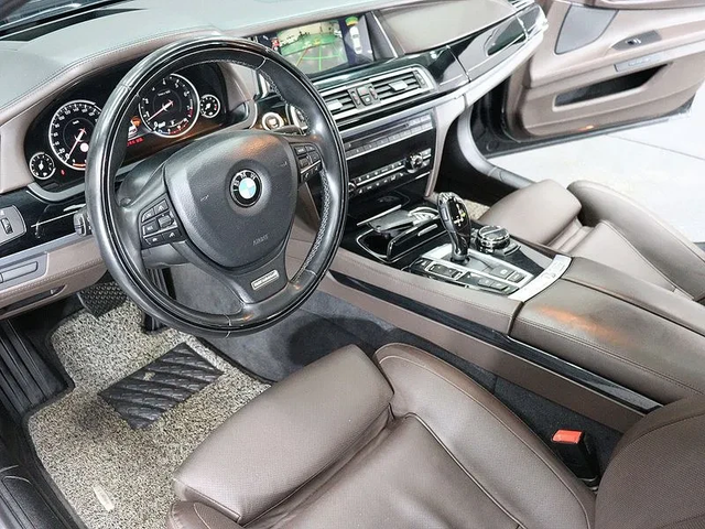 BMW 740 Li Individual - автомобили, коли, обяви за нови и употребявани 15