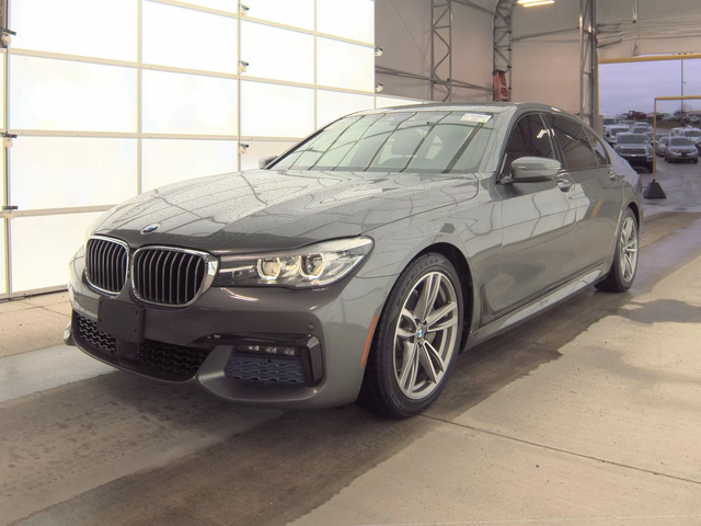 BMW 740 M* SPORT* ОБДУХВАНЕ* ХЕДЪП* 360КАМЕРА* МАСАЖ* - автомобили, коли, обяви за нови и употребявани 0