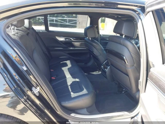 BMW 740 M* SPORT* ДИГИТАЛНО* ТАБЛО* 360КАМЕРА* LANE* ASSIS - автомобили, коли, обяви за нови и употребявани 10