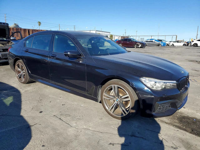 BMW 740 M* SPORT* 360КАМЕРА* LANE* ASSIST* КЕЙЛЕС* - автомобили, коли, обяви за нови и употребявани 2