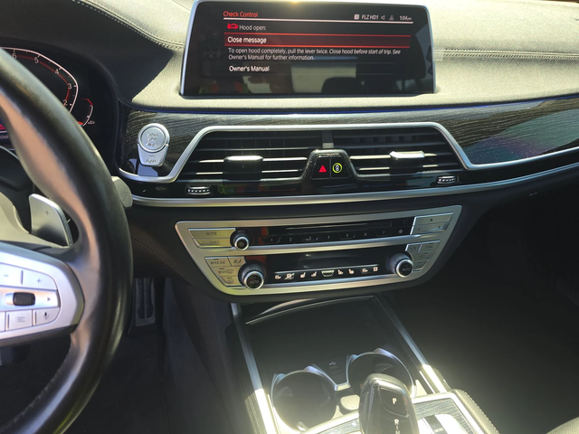 BMW 740 M* SPORT* ОБДУХВАНЕ* 360КАМЕРА* LANE* ASSIST* - автомобили, коли, обяви за нови и употребявани 10