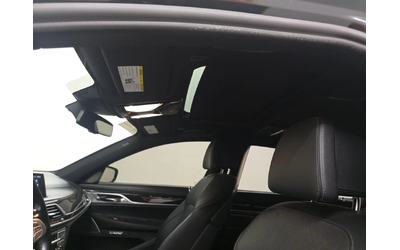 BMW 740 M* SPORT* HARMON* KARDON* ХЕДЪП* LANE* ASSIST* - автомобили, коли, обяви за нови и употребявани 12