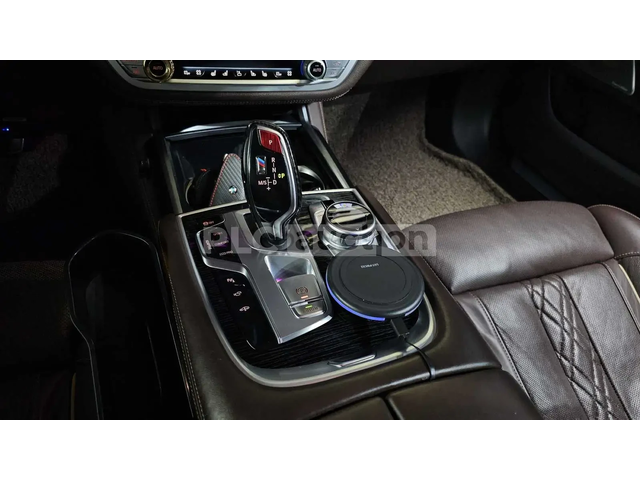 BMW 740 2018* LONG* МАСАЖ* ОБДУХ* 360* HARMAN* КРАЙНА ЦЕНА - автомобили, коли, обяви за нови и употребявани 7