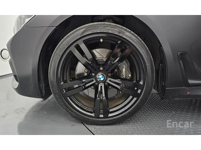 BMW 740 * ТЕЛЕВИЗОРИ * ДИСТРОНИК * МАСАЖИ * B&W * АВТОКРЕД - автомобили, коли, обяви за нови и употребявани 14