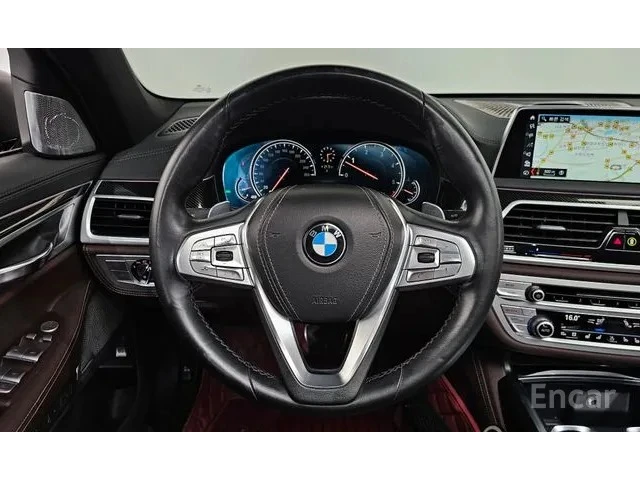 BMW 740 * ТЕЛЕВИЗОРИ * ДИСТРОНИК * МАСАЖИ * B&W * АВТОКРЕД - автомобили, коли, обяви за нови и употребявани 5