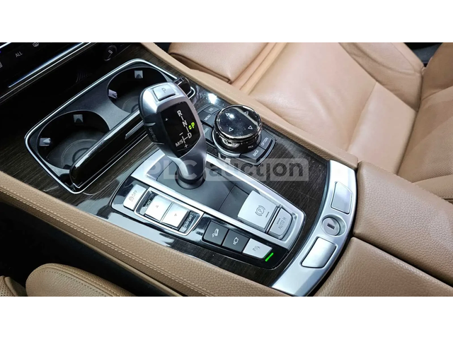 BMW 740 d* ОБДУХВАНЕ* ДИГИТАЛНО ТАБЛО* 360* HUD* - автомобили, коли, обяви за нови и употребявани 13