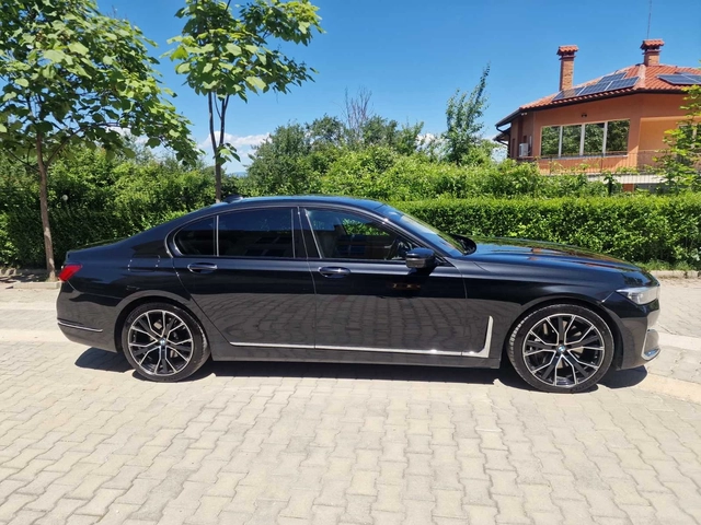 BMW 740 4.4 - автомобили, коли, обяви за нови и употребявани 2