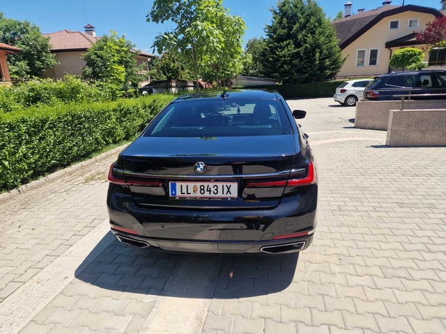 BMW 740 4.4 - автомобили, коли, обяви за нови и употребявани 4