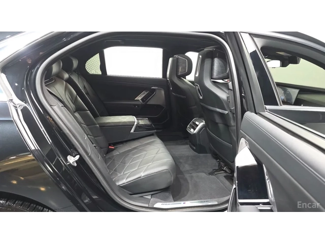 BMW 700 M SPORT* XDRIVE - автомобили, коли, обяви за нови и употребявани 5