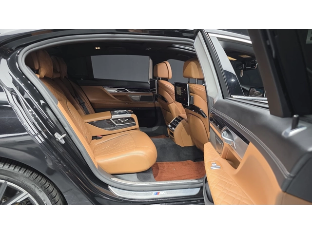 BMW 700 XDRIVE LI| M| ОБДУХ| МАСАЖИ| 360| HUD| ОПЦИЯ ЗА ЛИ - автомобили, коли, обяви за нови и употребявани 8