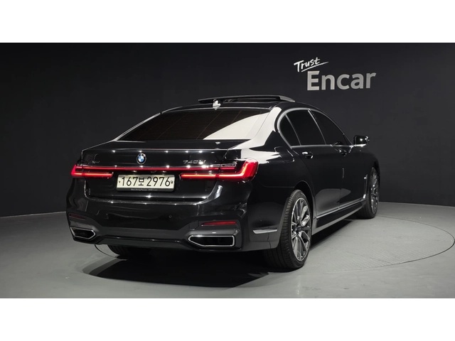 BMW 740 XDRIVE LI| M| ОБДУХ| МАСАЖИ| 360| HUD| ОПЦИЯ ЗА ЛИ - автомобили, коли, обяви за нови и употребявани 1