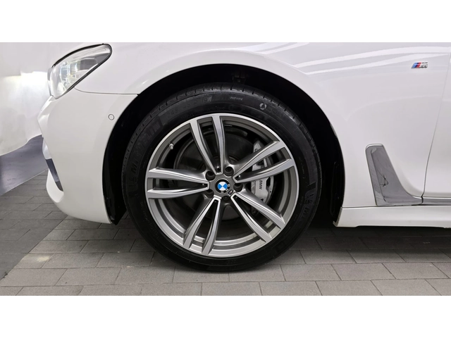 BMW 740 LI XDRIVE 40I| M| ТЕЛЕВИЗОРИ| 360| ОБДУХ| МАСАЖИ| - автомобили, коли, обяви за нови и употребявани 4