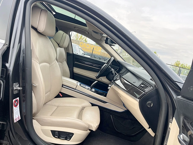 BMW 740 4x4-DISTRONIK-VAKUM-KAMERA-xDrive-SPORT-GERMANIA!! - автомобили, коли, обяви за нови и употребявани 11