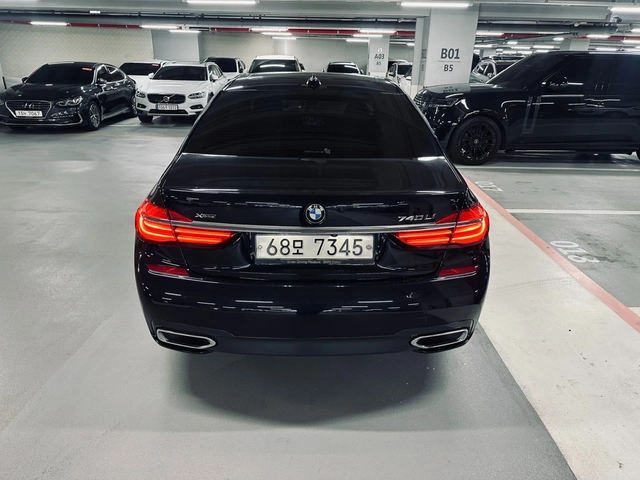 BMW 740 LONG* M SPORT* DIS* SOFT-CLOSE* МАСАЖ* ОБДУХ* TV* - автомобили, коли, обяви за нови и употребявани 3