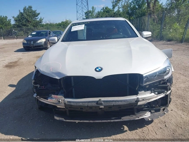 BMW 740 E xDrive PERFORMANCE* M SPORT* HEAD UP* PANO - автомобили, коли, обяви за нови и употребявани 10