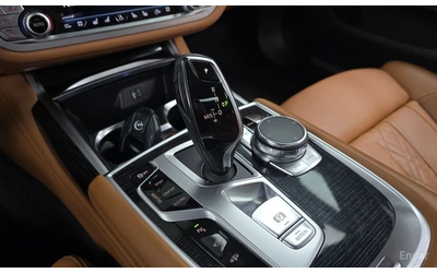 BMW 740 LI* XDRIVEM* SPORT* HARMON* KARDON* 3TV* ОБДУХВАНЕ - автомобили, коли, обяви за нови и употребявани 9