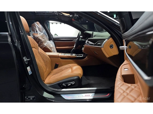 BMW 740 LASER* HARMON* KARDON* ХЕДЪП* МЪРТВА* ТОЧКА* ПАНОР - автомобили, коли, обяви за нови и употребявани 11
