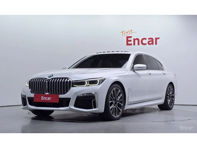 BMW 740 M* SPORT* HARMON* KARDON* ДИГИТАЛНО* ТАБЛО* 360КАМ - автомобили, коли, обяви за нови и употребявани 0
