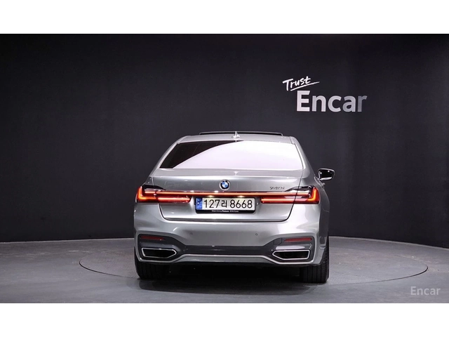 BMW 740 M* SPORT* LASER* ДИСТРОНИК* ХЕДЪП* МАСАЖ* - автомобили, коли, обяви за нови и употребявани 3